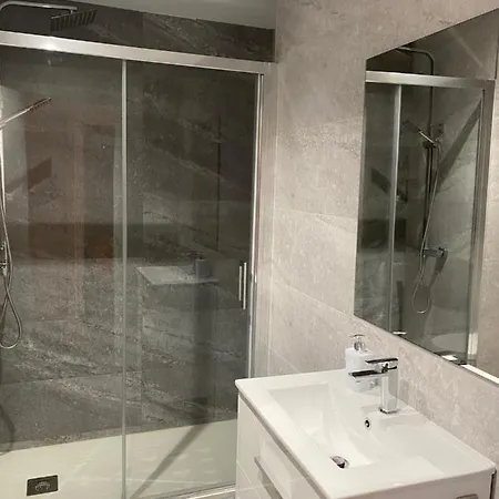 Alto Standing Con Piscina Privada, Aire Acondicionado Y Wifi アパート プラヤ・デアロ